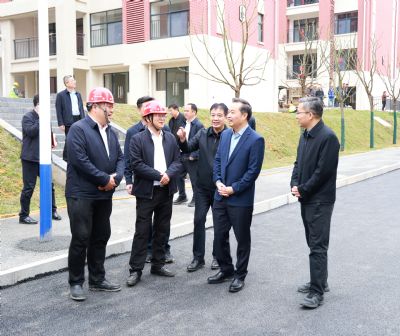 郴州市委书记吴巨培调研指导资兴市兴宁镇安置房交付工作